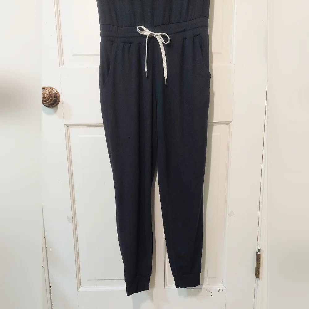 Vuori All Day Lux Black Jumpsuit, Size XS - Picture 4 of 11
